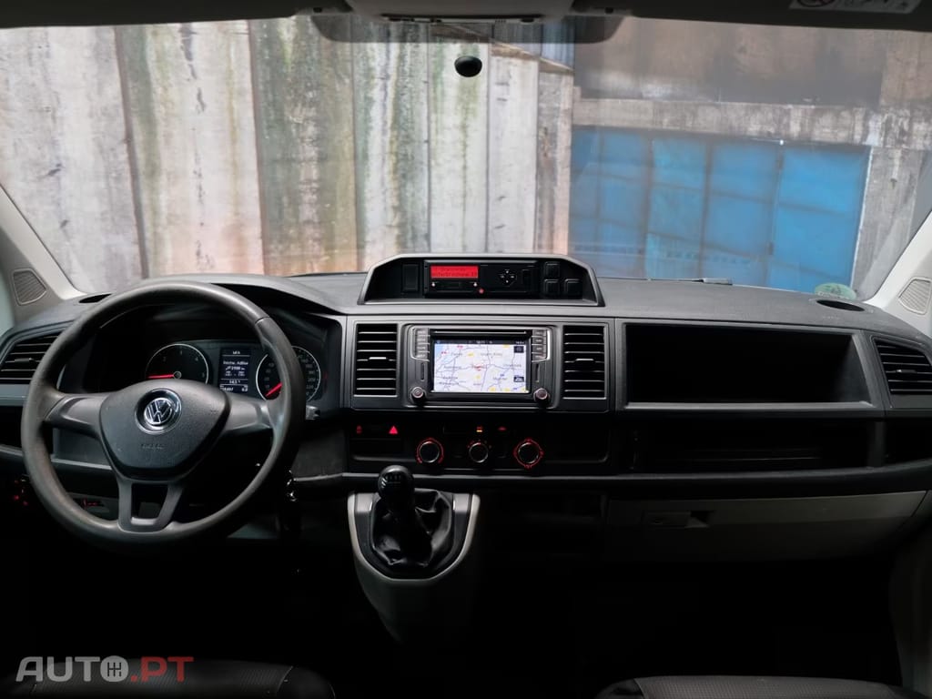 Volkswagen Transporter T6 2.0 TDI