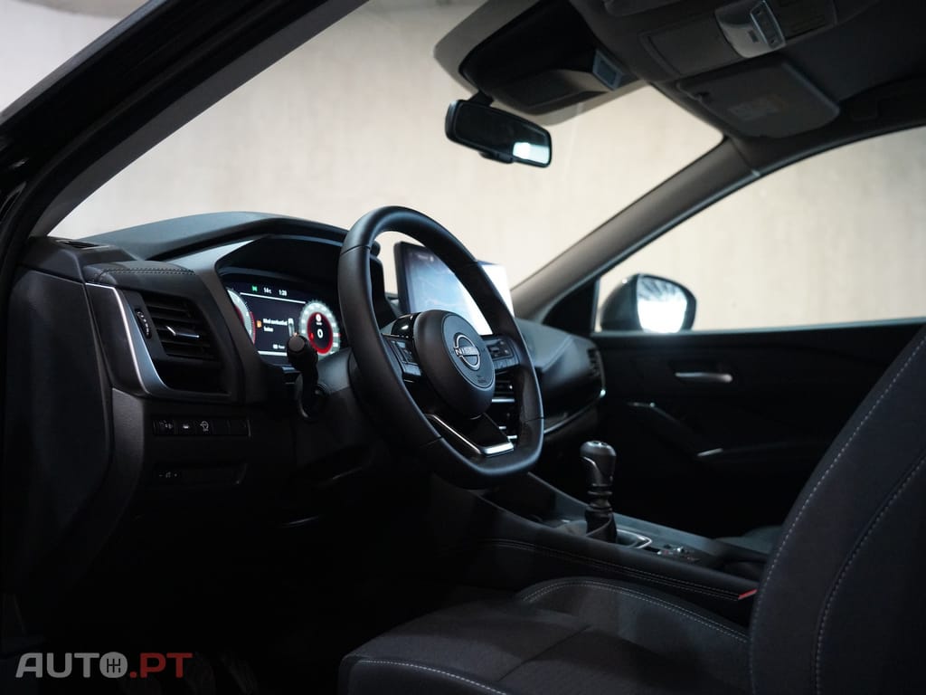 Nissan Qashqai 1.3 DIG-T N-Connecta LED+TT+SKY