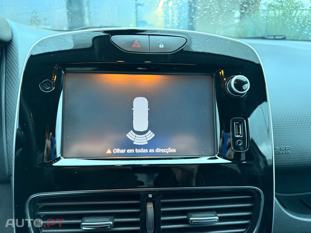 Renault Clio Sport Tourer 0.9 TCE Limited