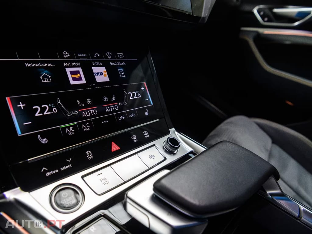 Audi E-Tron 55 quattro S Line I.V.A DEDUTIVEL 