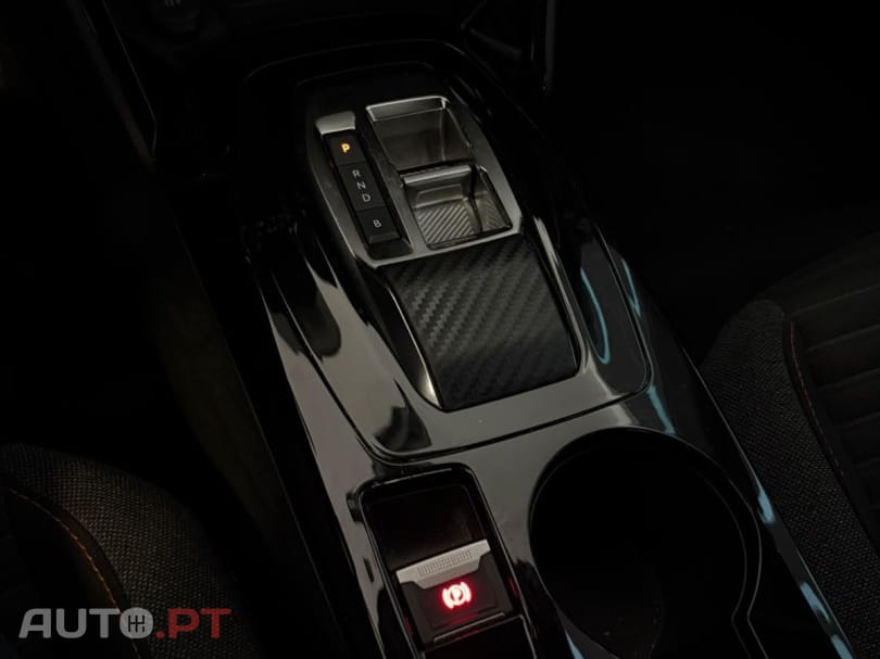 Peugeot E-2008 50 kWh Active