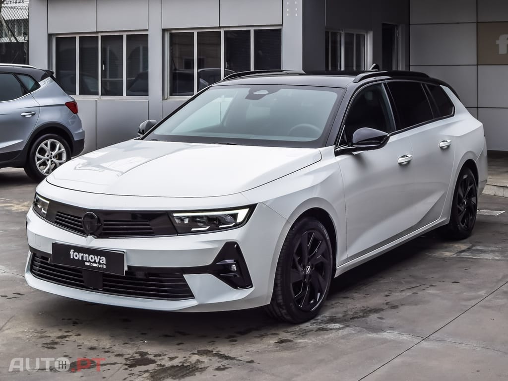 Opel Astra Sports Tourer 1.2 T Hybrid GS eDCT