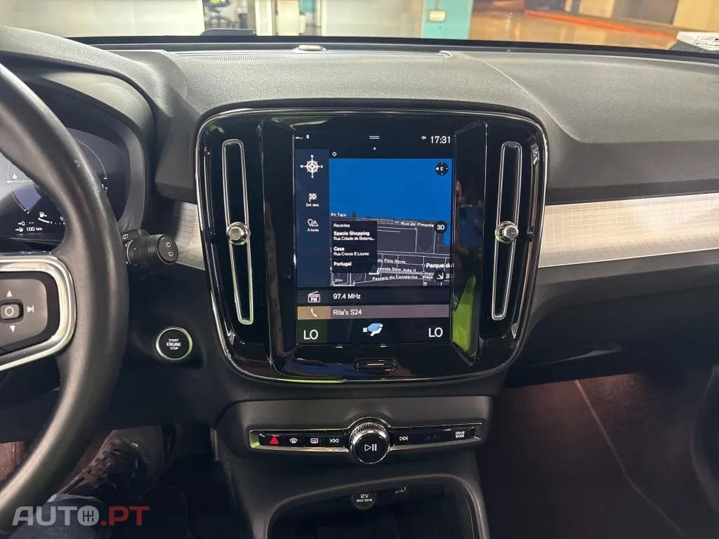 Volvo XC40 1.5 T5 PHEV R-Design Expression