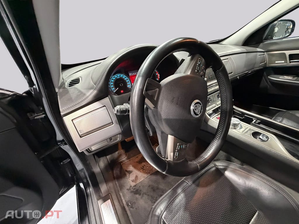 Jaguar XF 3.0D SPORT