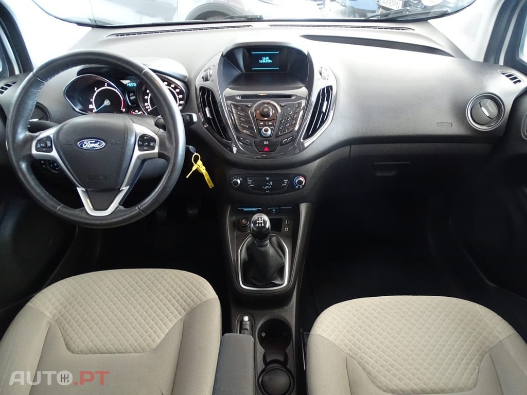 Ford Tourneo 1.5 TDCi Titanium