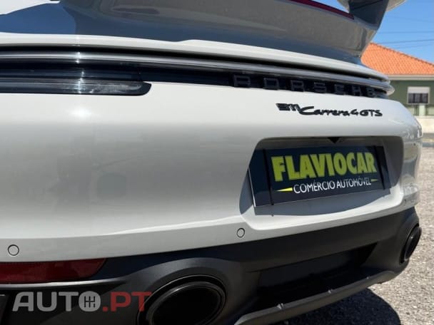 Porsche 911 Carrera 4 GTS PDK