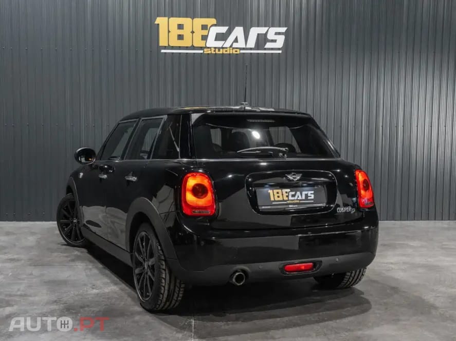 MINI Cooper Cooper D