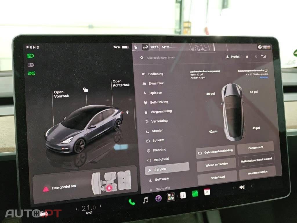 Tesla Model 3 Long-Range AWD