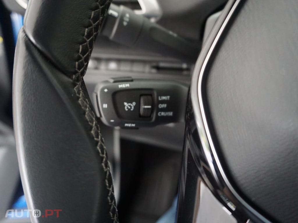 Peugeot 3008 1.2 PureTech Allure Pack