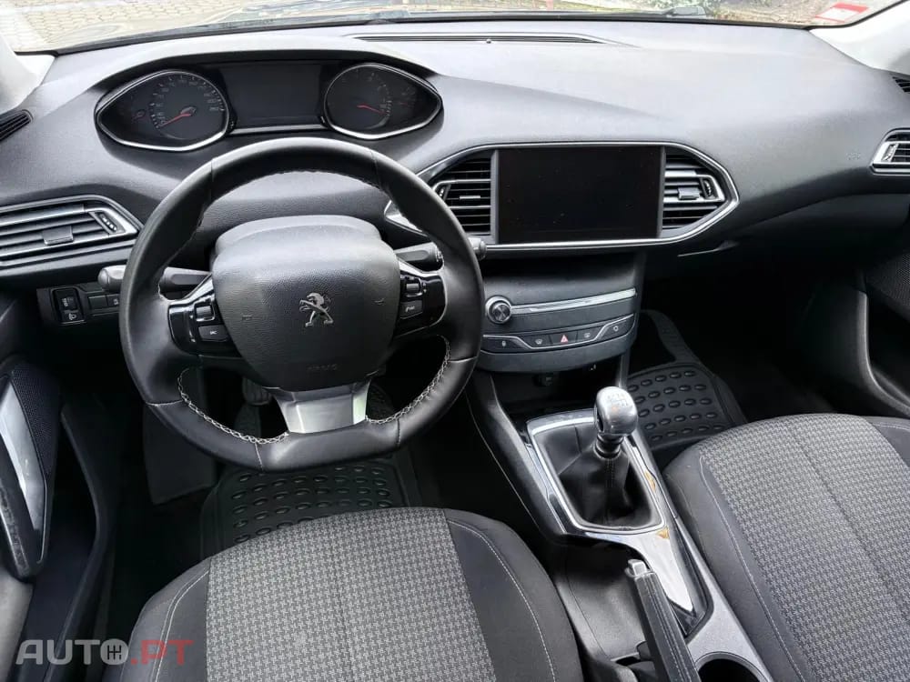 Peugeot 308 SW 1.2 PureTech Style