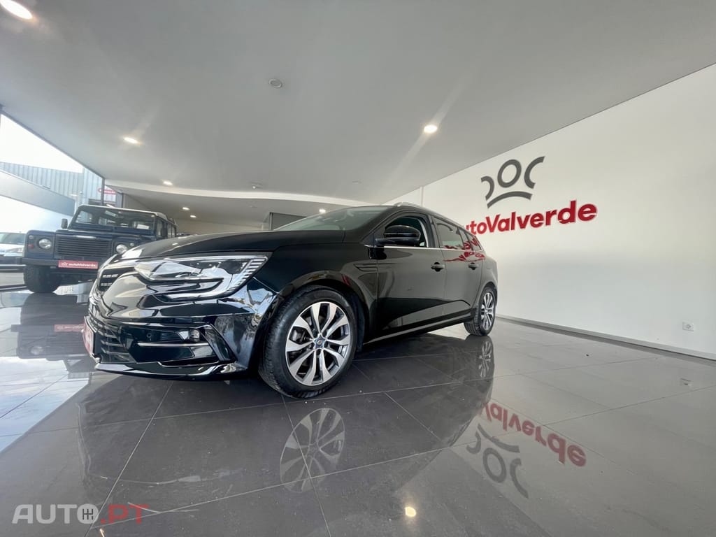 Renault Mégane Sport Tourer E-TECH Plug-in 160 INTENS