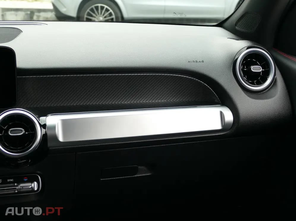 Mercedes-Benz GLB 180 d AMG Line