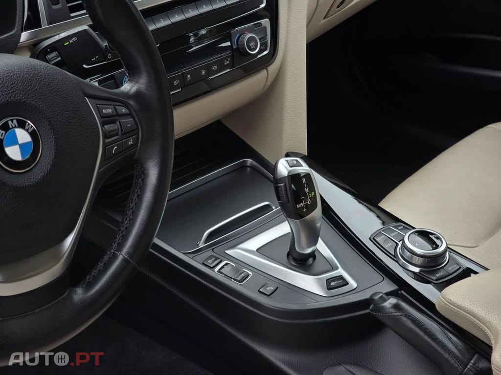 BMW 330 e iPerformance Line Luxury