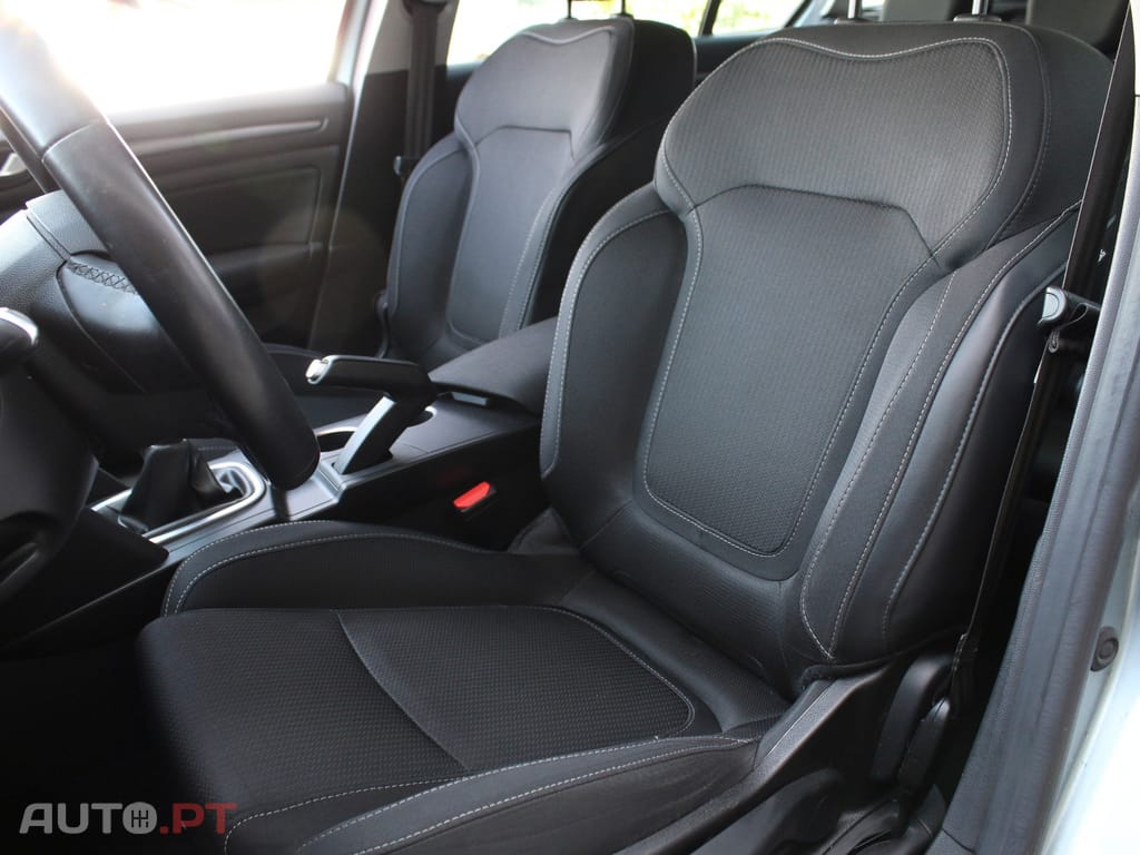 Renault Mégane Sport Tourer 1.5 Blue dCi Limited