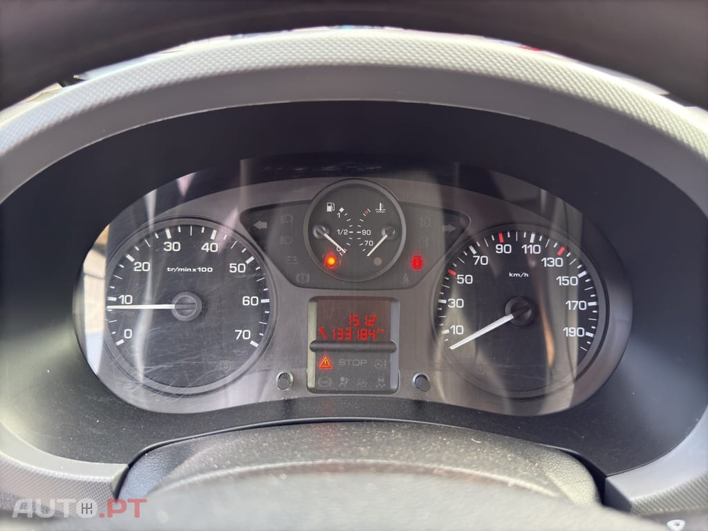 Peugeot Partner Outro