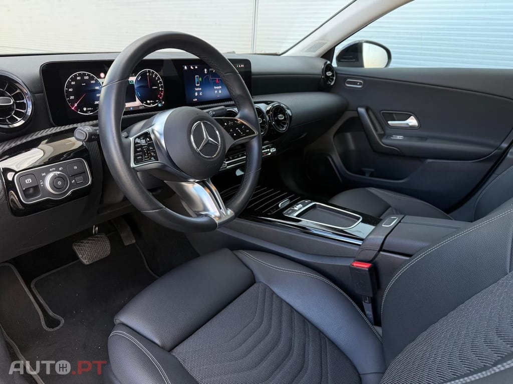 Mercedes-Benz A 250 e