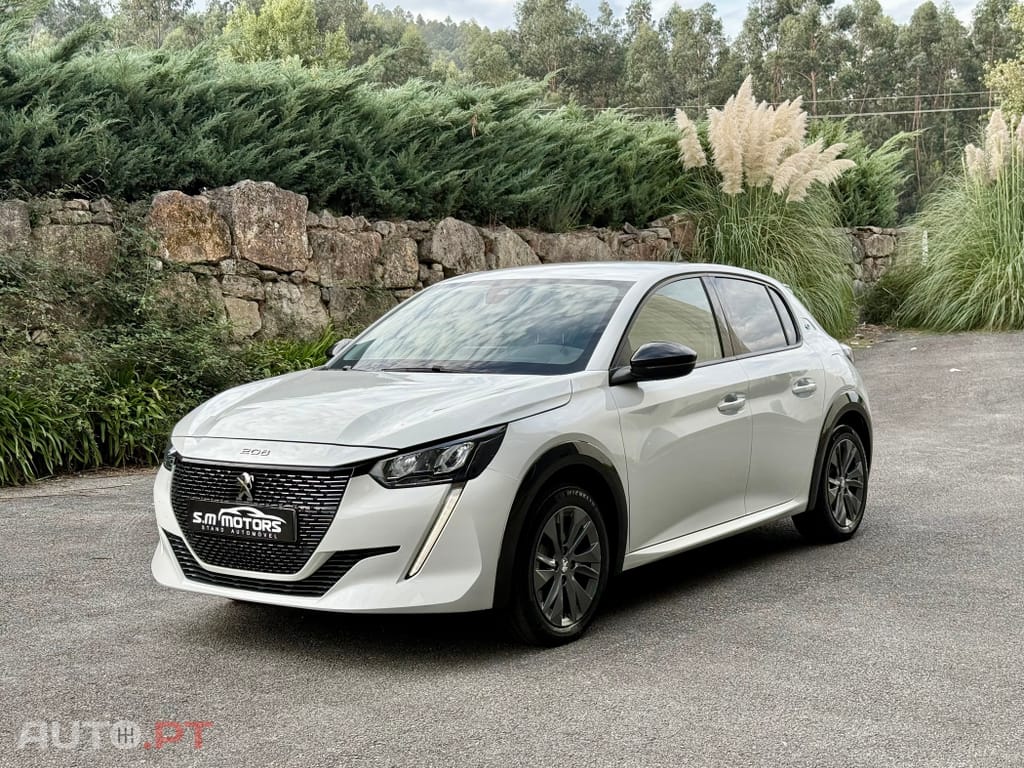 Peugeot E-208 50 kWh Active Pack