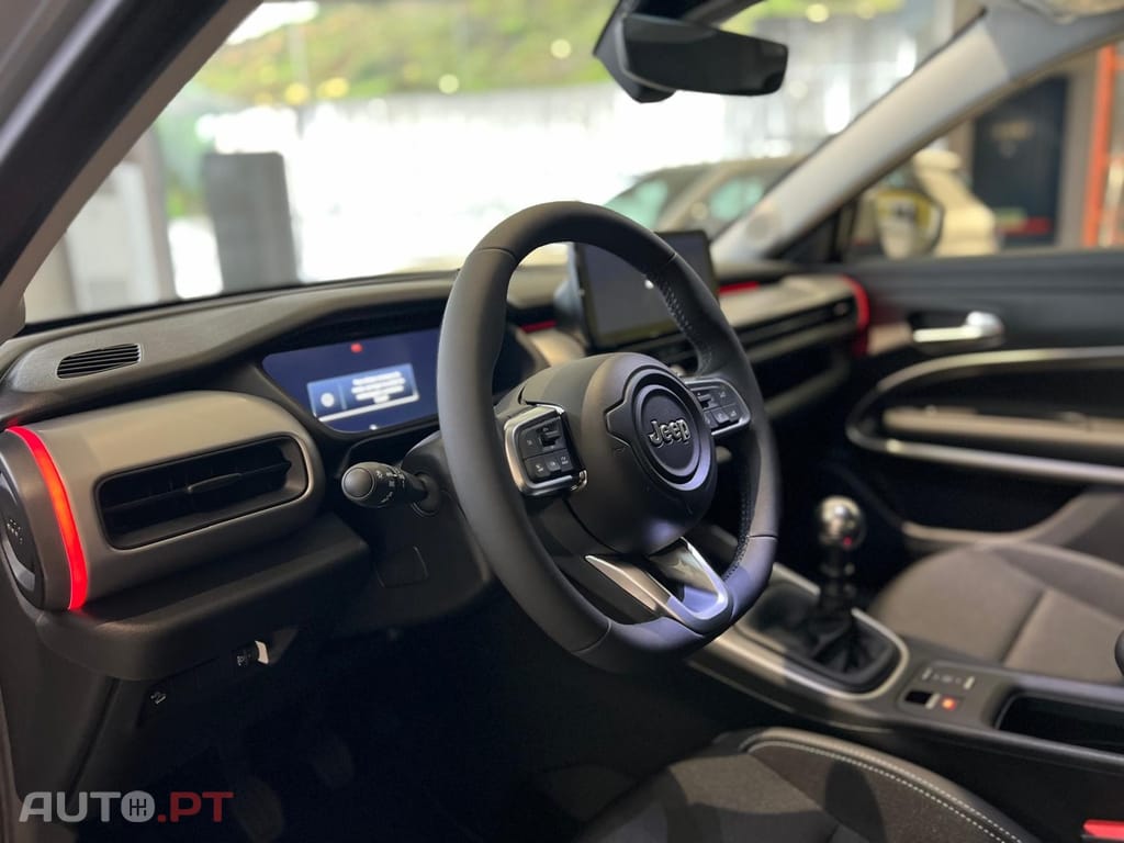 Jeep Avenger 1.2 GSE T3 Summit