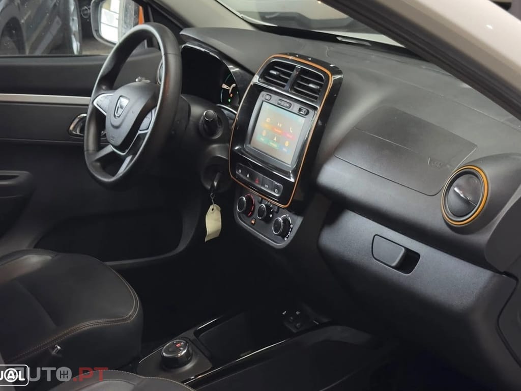 Dacia Spring Comfort Plus — fotografia 30