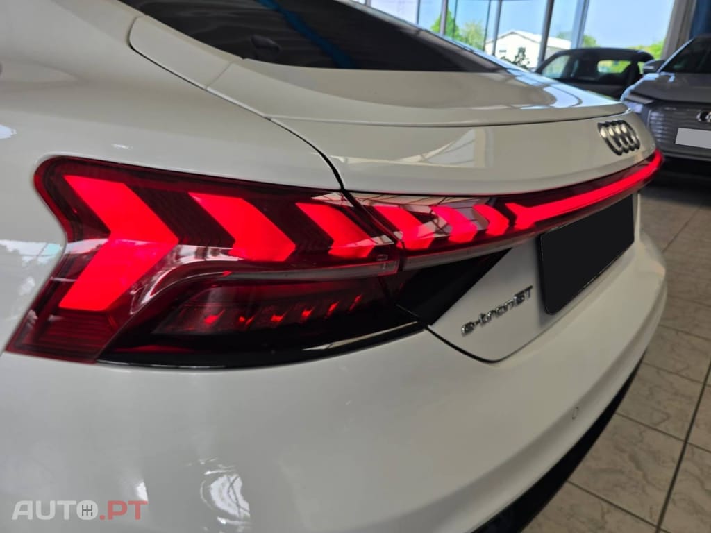 Audi E-Tron GT quattro
