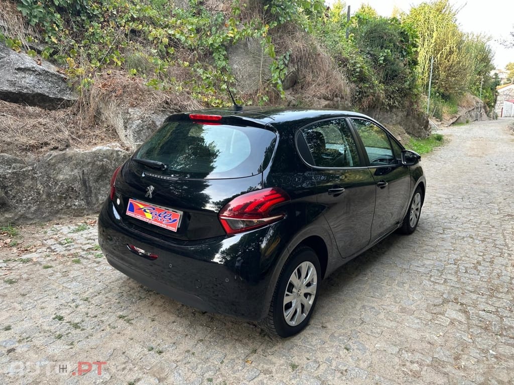 Peugeot 208 E-HDi 92 Stop&Start Active
