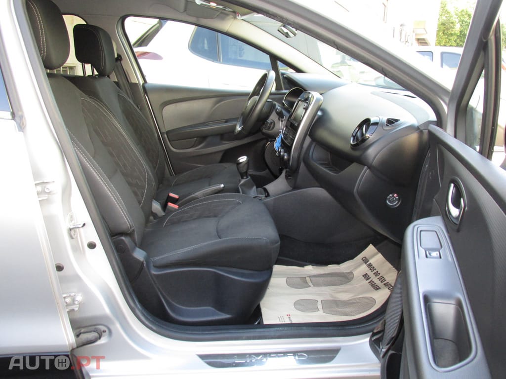 Renault Clio Sport Tourer 0.9 TCe Limited