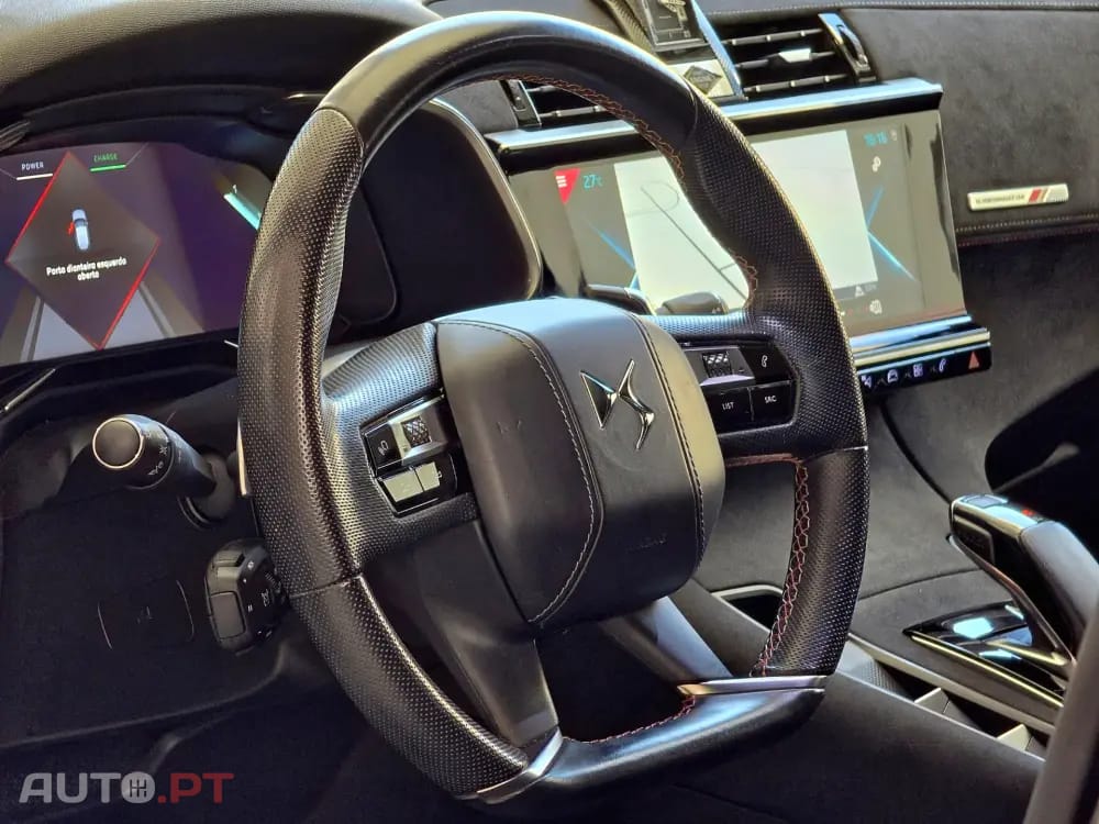 DS DS7 Crossback E-Tense Performance Line EAT8