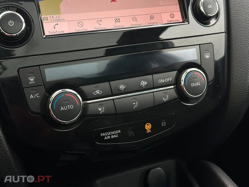 Nissan Qashqai 1.5 dCi N-Connecta J18