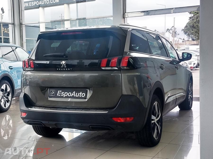 Peugeot 5008 1.5 BlueHDi Allure EAT8