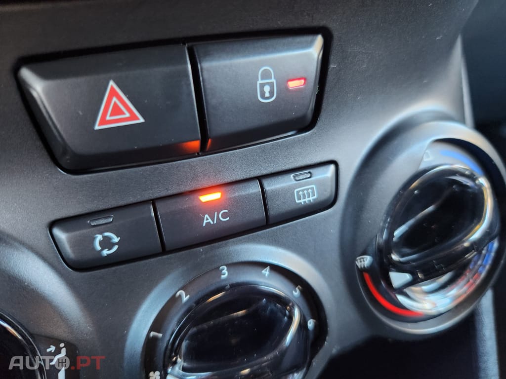 Peugeot 208 1.2 PureTech Style