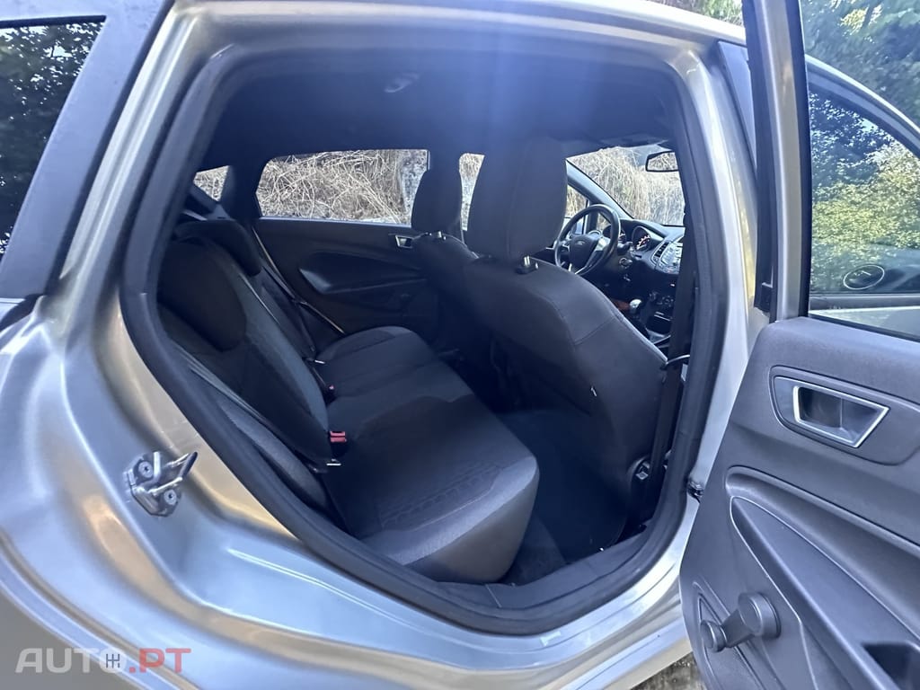 Ford Fiesta 1.0 EcoBoost S&S ST-LINE