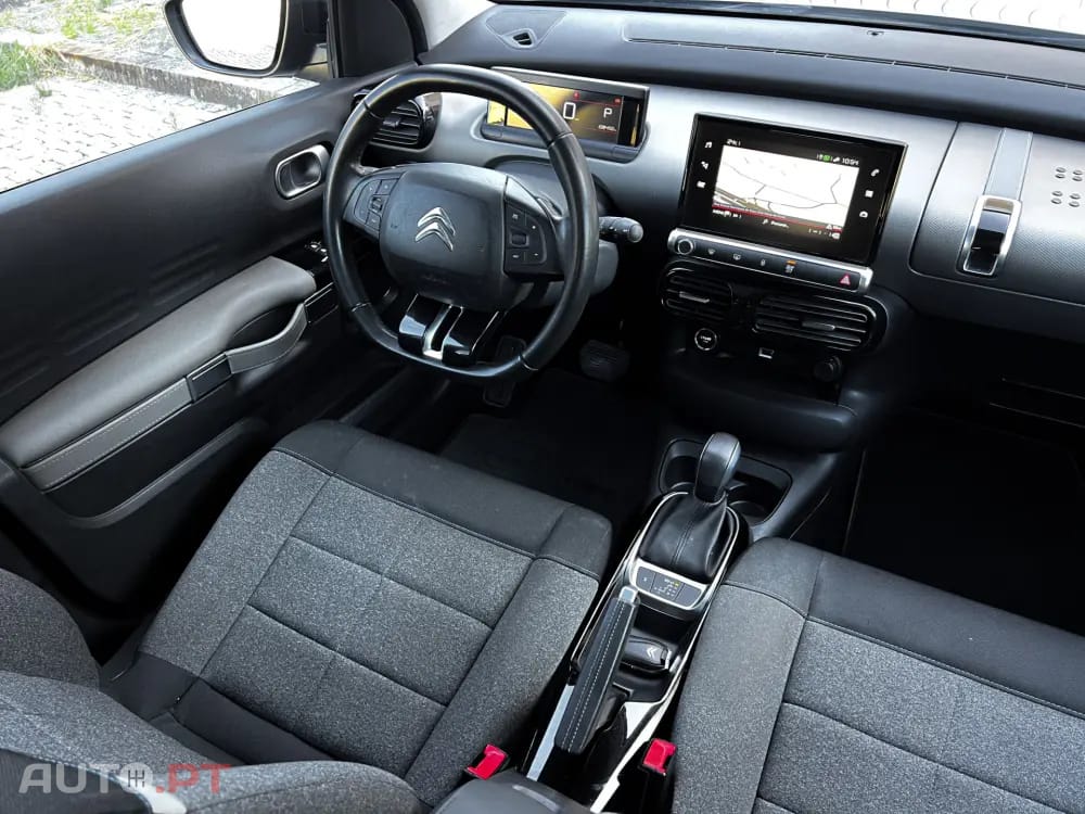 Citroen C4 Cactus 1.2 PureTech Shine EAT6