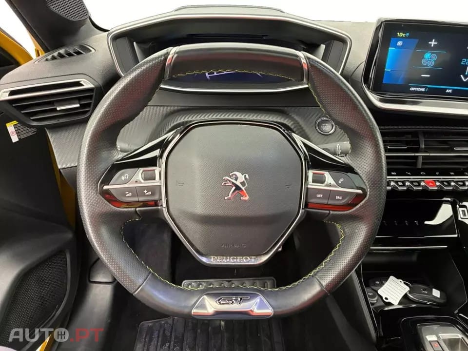 Peugeot E-208 50 kWh GT