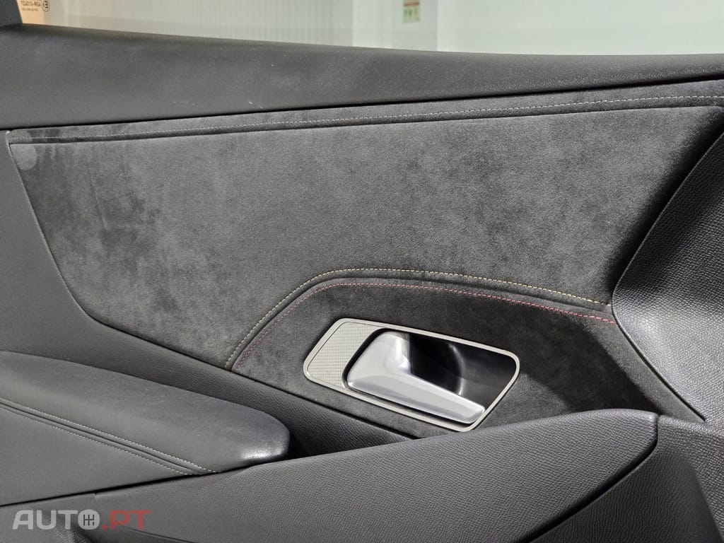 DS DS7 Crossback E-Tense Performance Line EAT8
