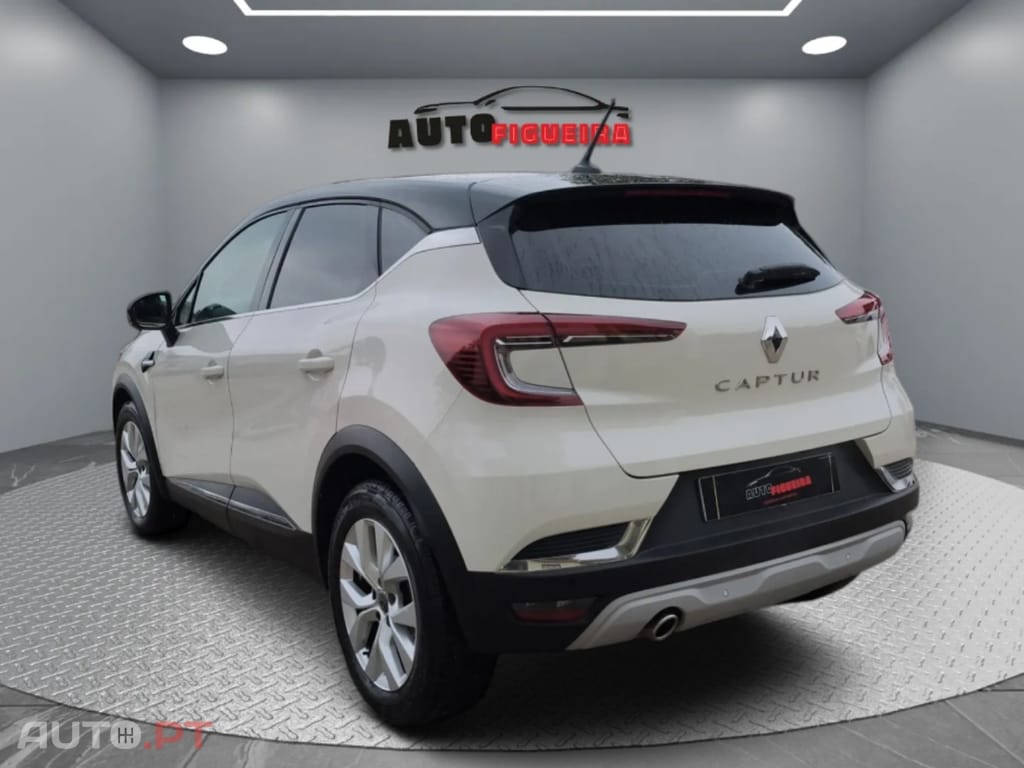 Renault Captur 1.3 TCe Intens