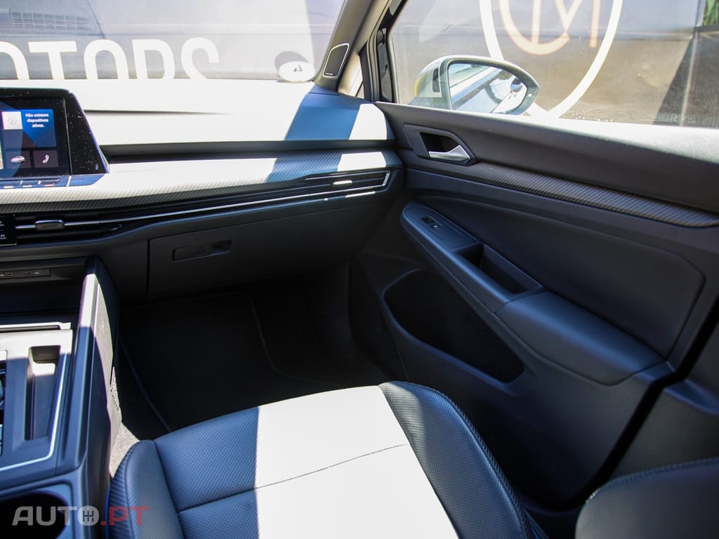 Volkswagen Golf 2.0 TSI R DSG