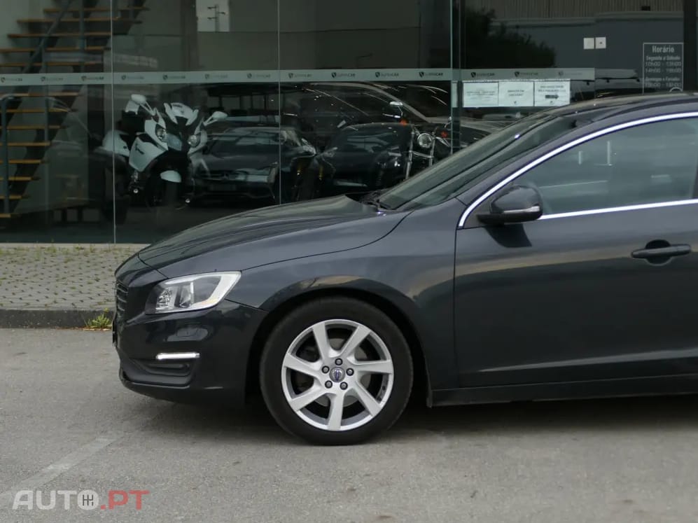 Volvo V60 D3
