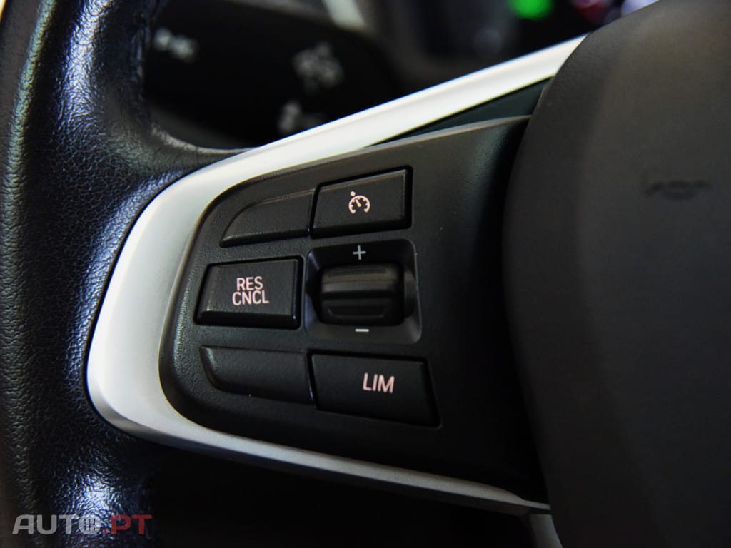 BMW X1 18 d sDrive Auto xLine