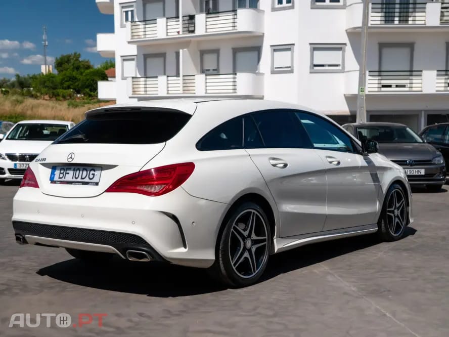 Mercedes-Benz CLA 220 d Shooting Brake AMG Line Aut.