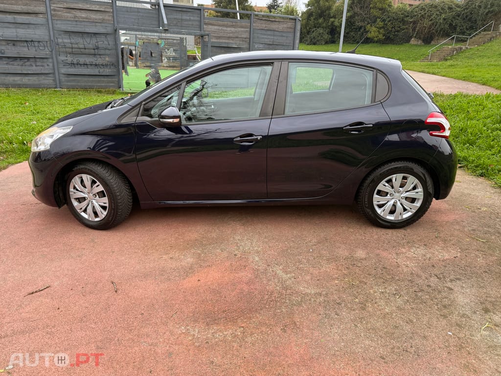 Peugeot 208 1.2 Pure tech