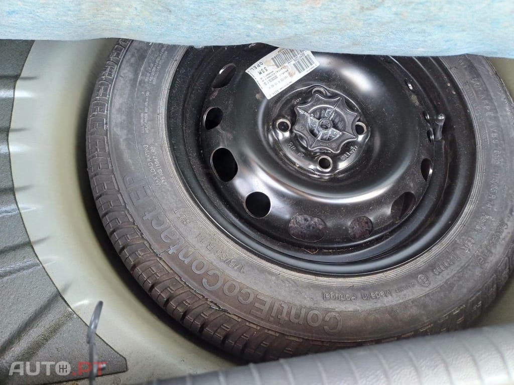 Opel Corsa 1.2 Twinport Essentia