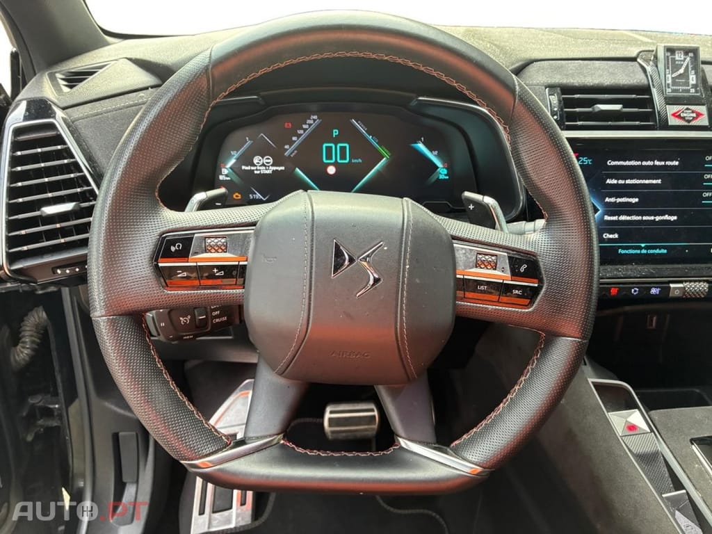DS DS7 Crossback E-Tense Performance Line EAT8
