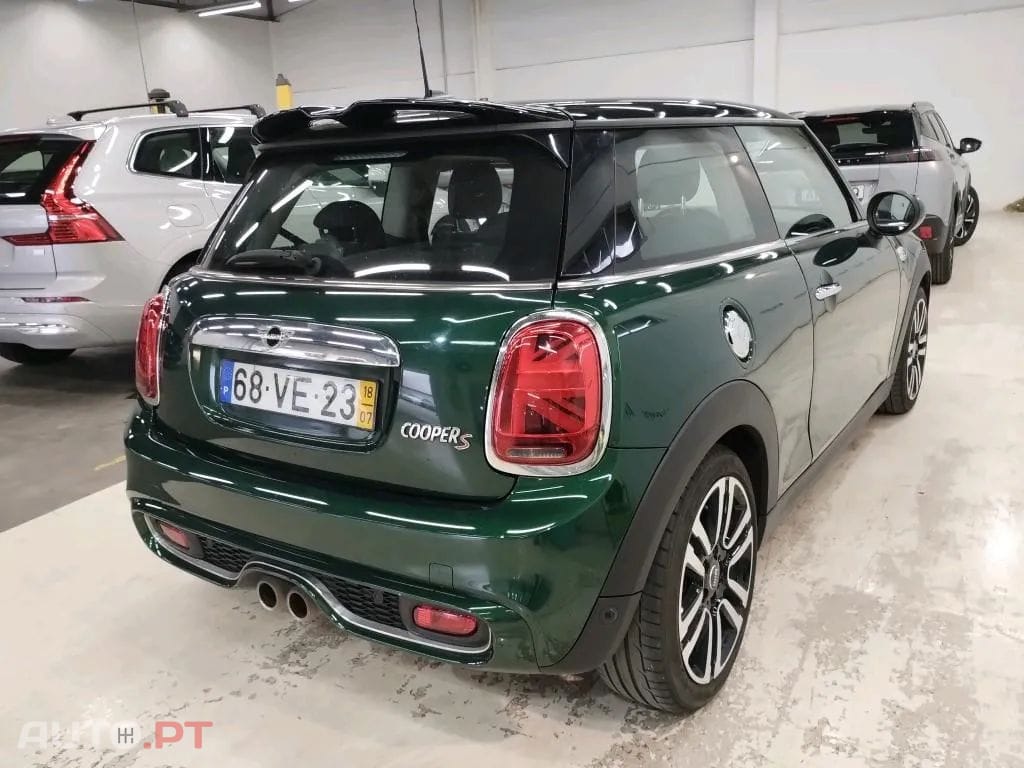 MINI Cabrio Cooper S Auto Desportiva
