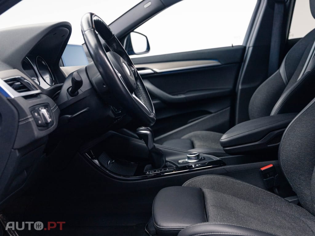 BMW X2 25 e xDrive Pack M