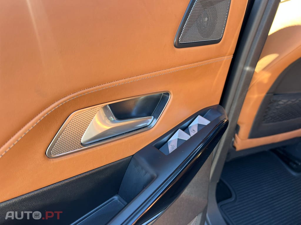 DS DS7 Crossback 2.0 BlueHDi La Première EAT8