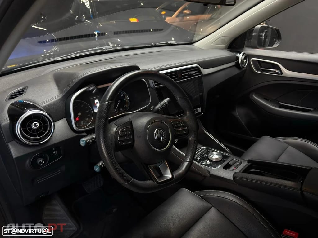 MG ZS EV 44.5 kWh Luxury