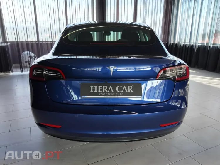 Tesla Model 3 Standard Range Plus RWD