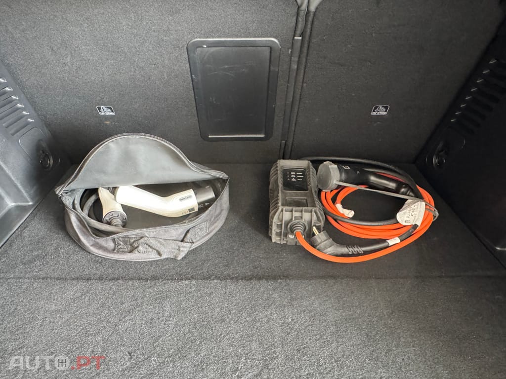 Peugeot 3008 1.6 Hybrid Active Pack e-EAT8