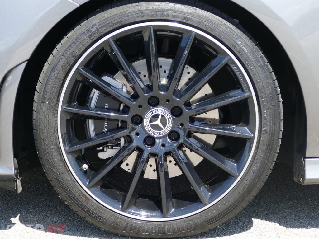 Mercedes-Benz CLA 200 Shooting Brake AMG Line Aut.