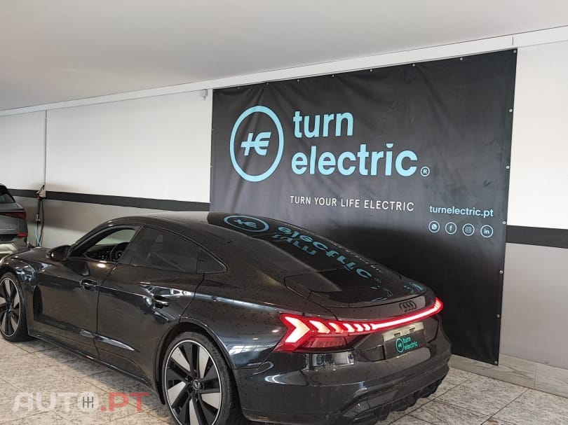 Audi E-Tron GT quattro